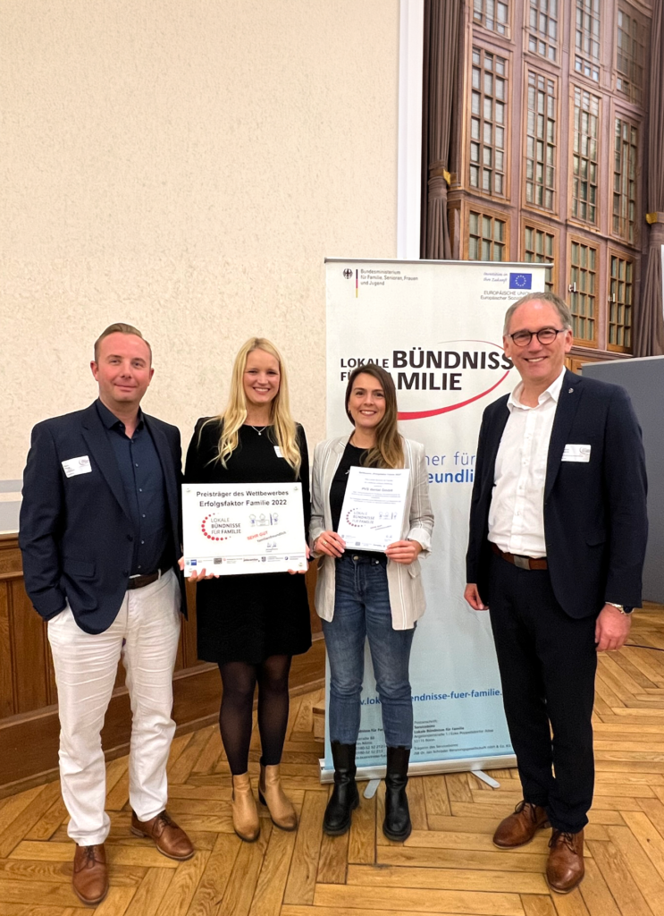 PVS dental gewinnt den Award "Erfolgsfaktor Familie"